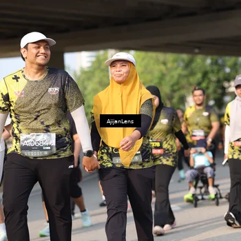 Runner Photo 6375057