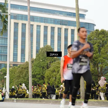 Runner Photo 6375066