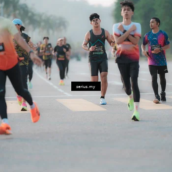 Runner Photo 6375076