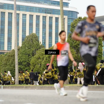 Runner Photo 6375101