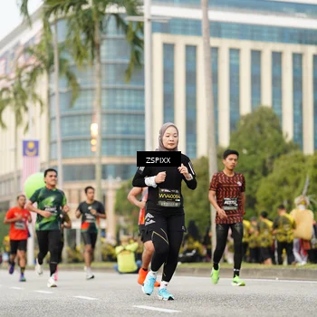 Runner Photo 6375119