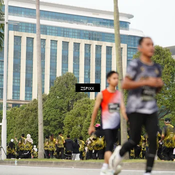 Runner Photo 6375121