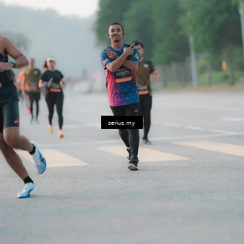 Runner Photo 6375122