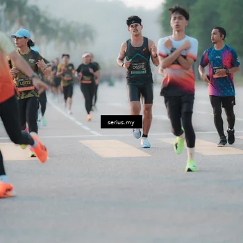 Runner Photo 6375123