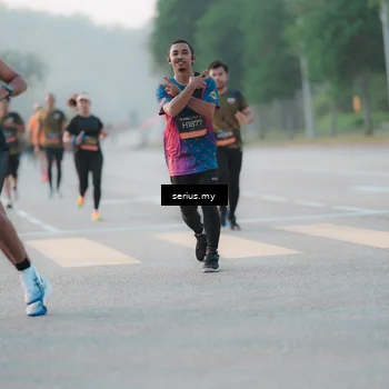 Runner Photo 6375125