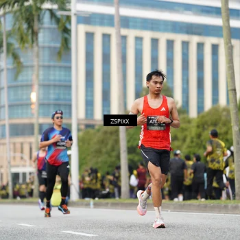 Runner Photo 6375182