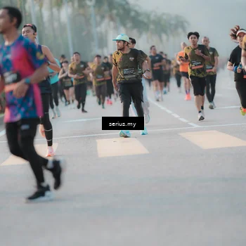 Runner Photo 6375187
