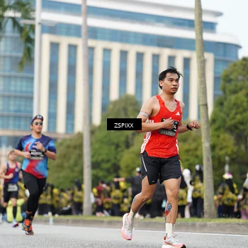 Runner Photo 6375209