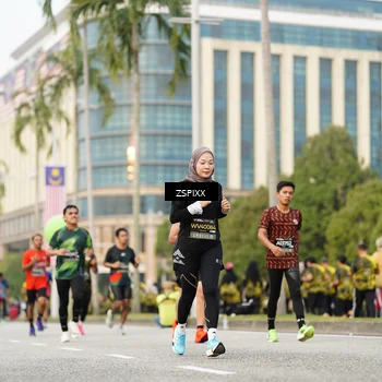 Runner Photo 6375216