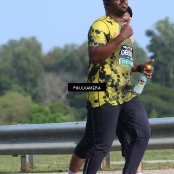 Runner Photo 6375218