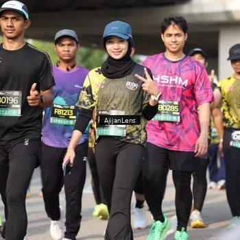 Runner Photo 6375233