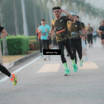 Runner Photo 6375268