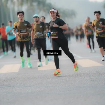 Runner Photo 6375278