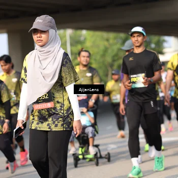 Runner Photo 6375290