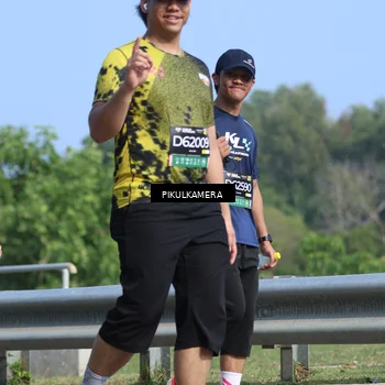 Runner Photo 6375293