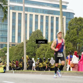 Runner Photo 6375309