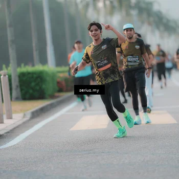 Runner Photo 6375311