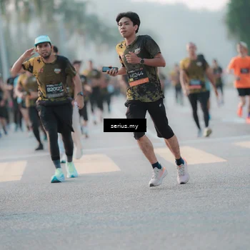 Runner Photo 6375315