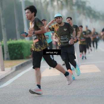 Runner Photo 6375321