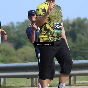 Runner Photo 6375326