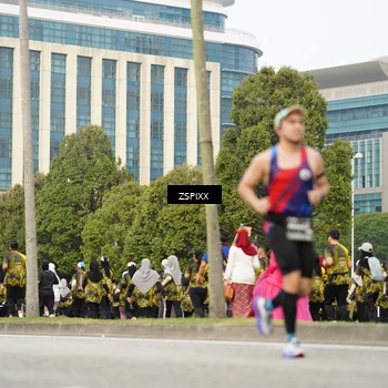 Runner Photo 6375328
