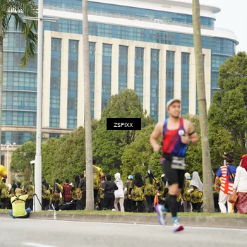 Runner Photo 6375331