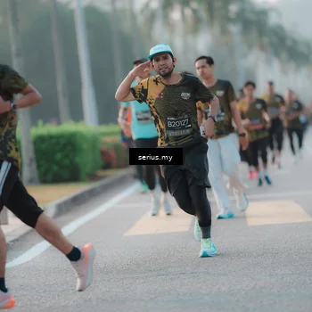 Runner Photo 6375336