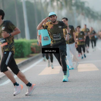 Runner Photo 6375344