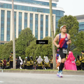 Runner Photo 6375352