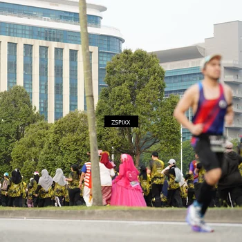 Runner Photo 6375354