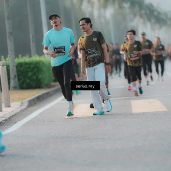 Runner Photo 6375366
