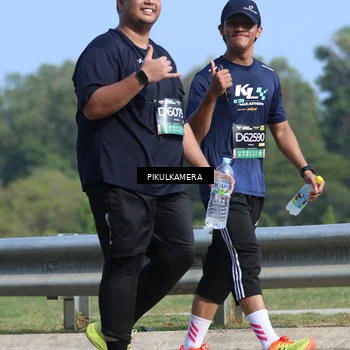 Runner Photo 6375402
