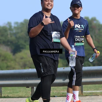 Runner Photo 6375409