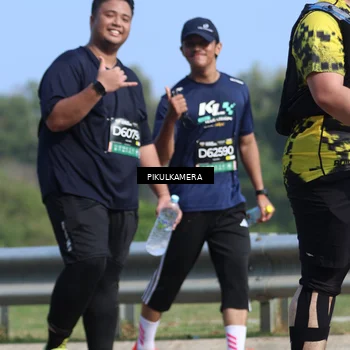 Runner Photo 6375410
