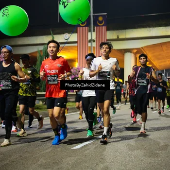 Runner Photo 6375411