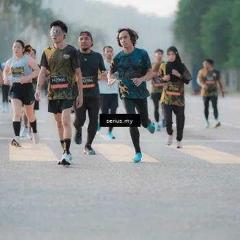 Runner Photo 6375436