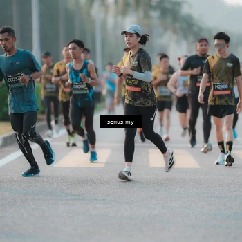 Runner Photo 6375440