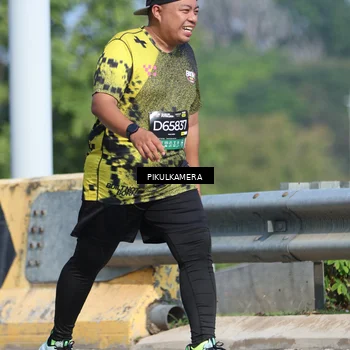 Runner Photo 6375473
