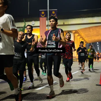 Runner Photo 6375495