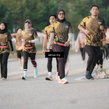 Runner Photo 6375515