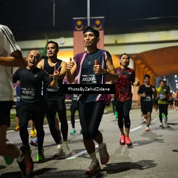 Runner Photo 6375527