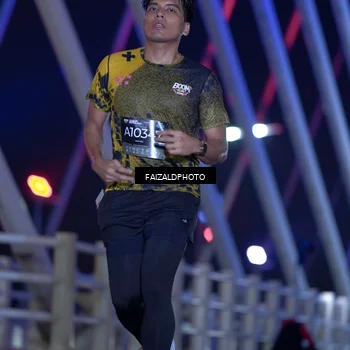 Runner Photo 6375573