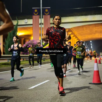 Runner Photo 6375625