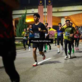 Runner Photo 6375672