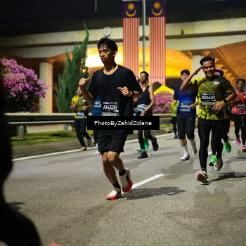 Runner Photo 6375697
