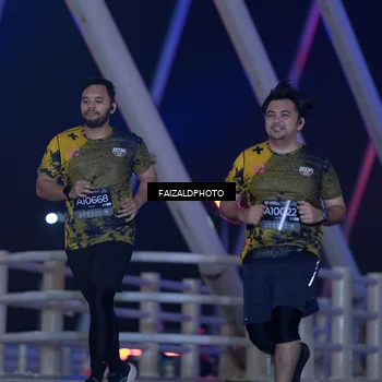 Runner Photo 6375708