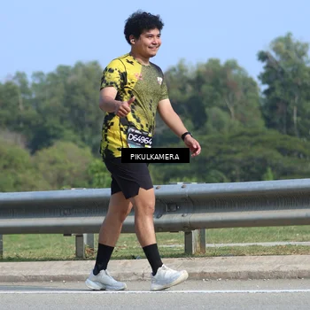 Runner Photo 6375726