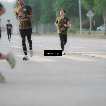 Runner Photo 6375750