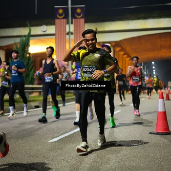 Runner Photo 6375766