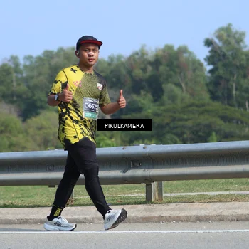 Runner Photo 6375789